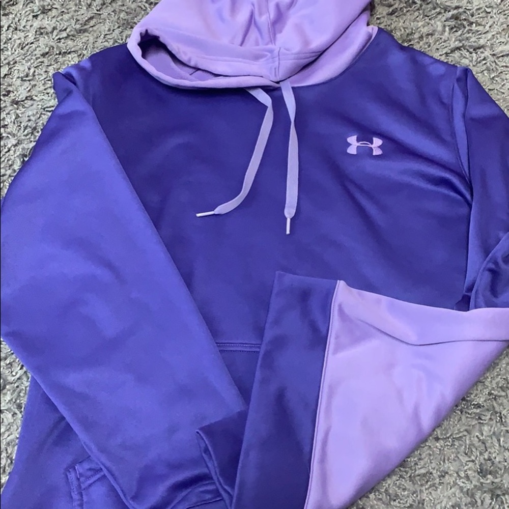 Under Armour Sweatshirt